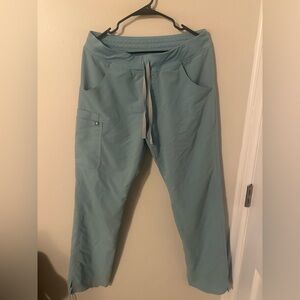 Medium Tall Figs Cargo Scrub Pants